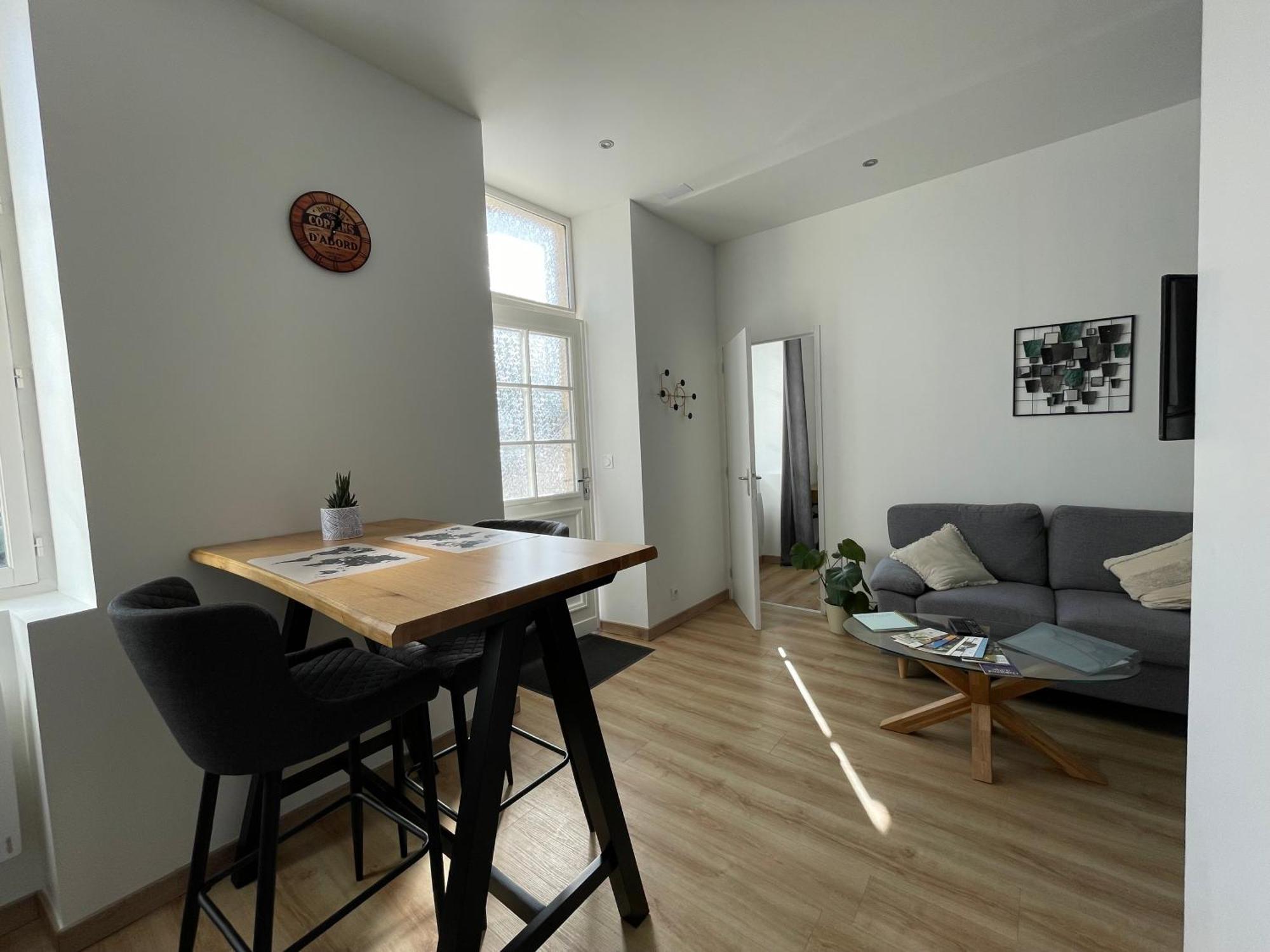Bel Appartement, 2 Lits Doubles, Parking Gratuit 샤블리 외부 사진